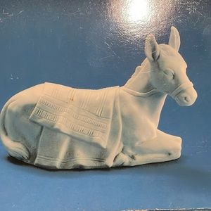Avon Nativity Collectibles The Donkey Porcelain Figurine. Excellent Condition.